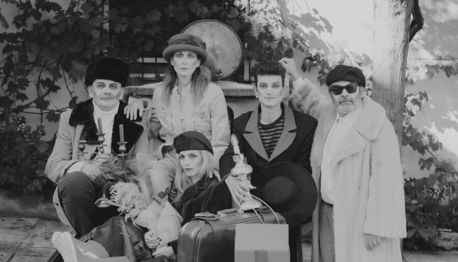 «Πώς να προσποιείστε ότι θα έρθουν καλύτερες μέρες: Στον Βυσσινόκηπο του Τσέχωφ»- Πρεμιέρα στο νέο χώρο της Γκραν Γκινιόλ