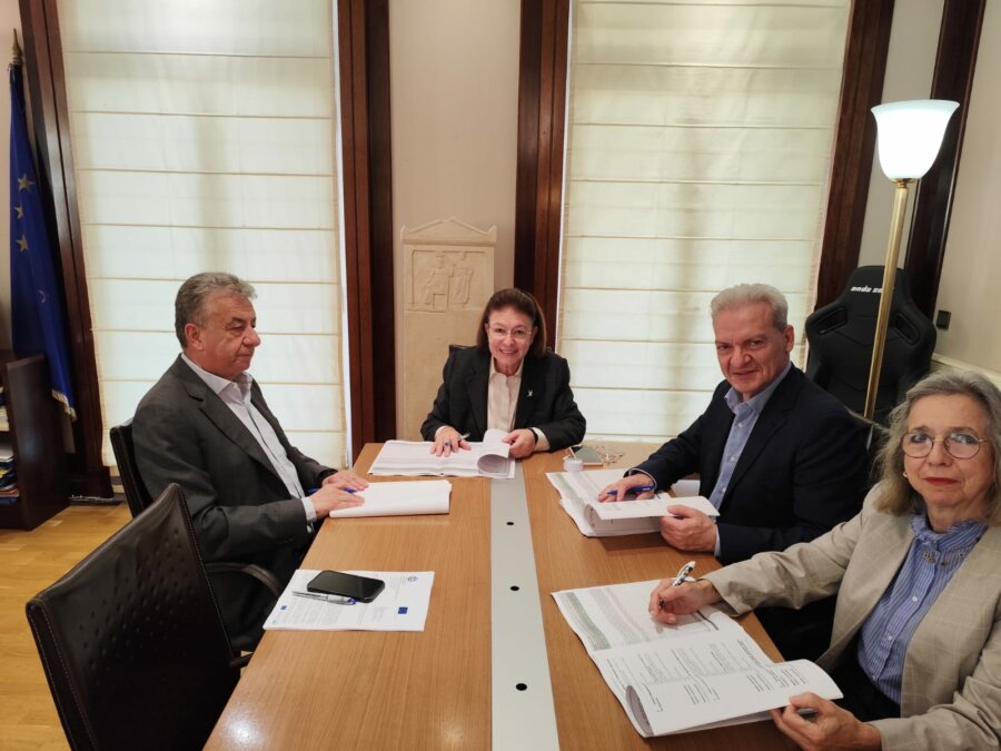 mendoni-arnaoutakis