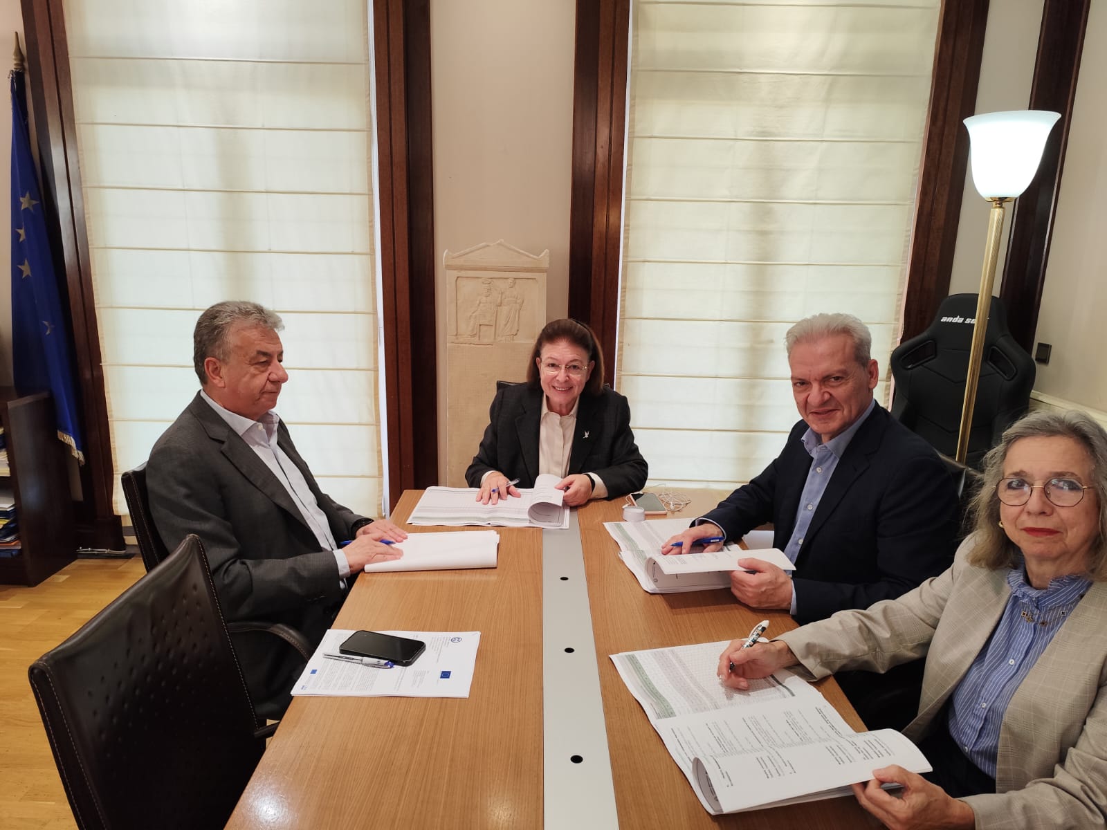 mendoni-arnaoutakis