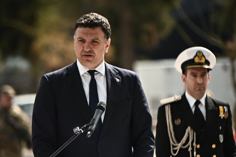 Κικίλιας: Τα Τέμπη δεν θα ξεχαστούν, ούτε θα κουκουλωθούν - Τοξικότητα στη συζήτηση για τον Άγνωστο Στρατιώτη