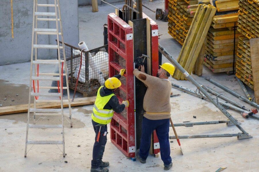 ΕΛΣΤΑΤ: Ανοδικά κινήθηκε η οικοδομική δραστηριότητα τον Ιούλιο