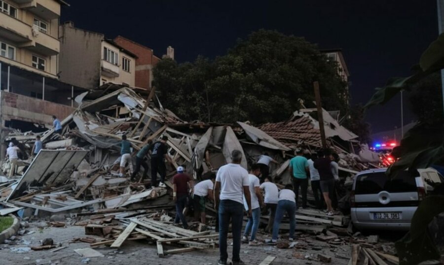 Ισχυρός σεισμός 6,1 Ρίχτερ στη δυτική Τουρκία