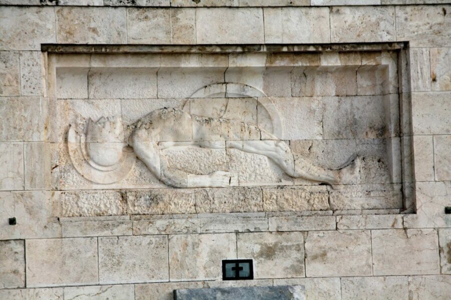 Μνημείο Άγνωστου Στρατιώτη