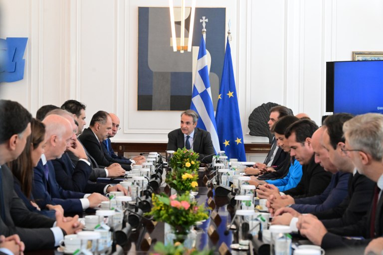 Υπουργικό συμβούλιο υπό τον Μητσοτάκη με ατζέντα τη μετάβαση του ΟΠΕΚΕΠΕ στην ΑΑΔΕ