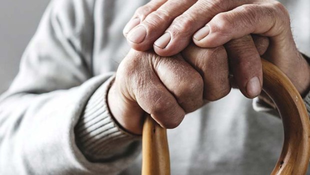 Ροδόπη: 51χρονος σκότωσε τον ηλικιωμένο πατέρα του με το μπαστούνι του - Τον χτύπησε στο κεφάλι