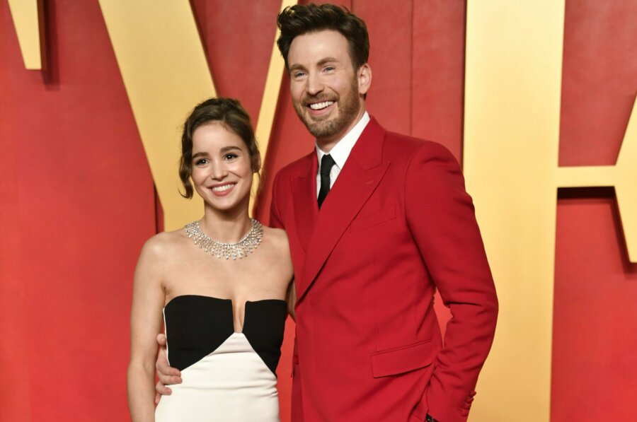 Ο Κρις Έβανς και η Άλμπα Μπαπτίστα έγιναν γονείς – Καλωσόρισαν την κόρη τους, Άλμα Γκρέις