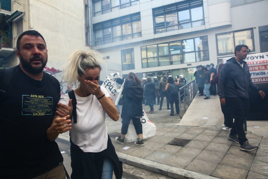 Σχολεία: Επιμένει στις συγχωνεύσεις το υπ. Παιδείας – Κλιμακώνει τις κινητοποιήσεις η εκπαιδευτική κοινότητα