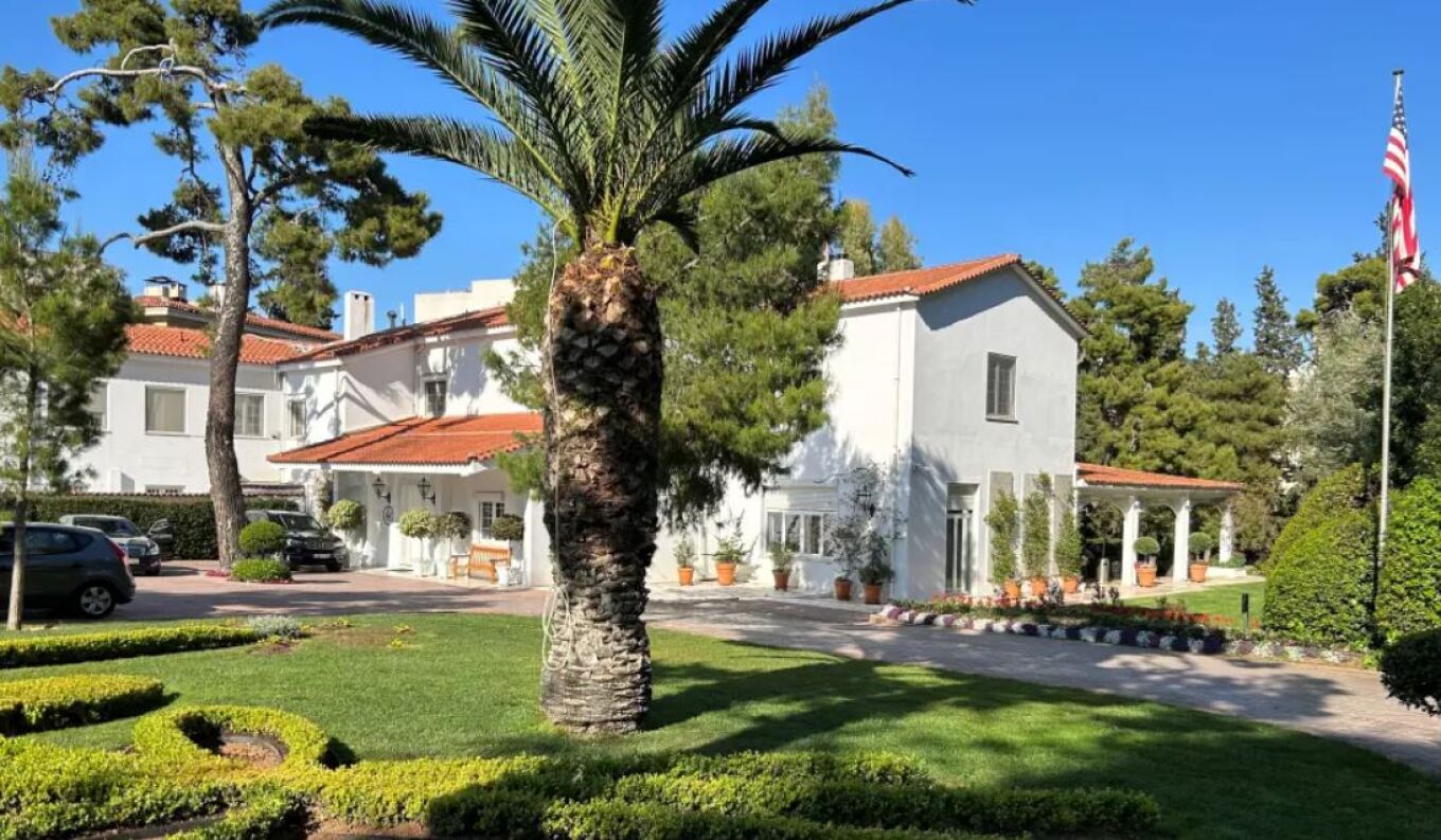 Kimberly Guilfoyle: Στο εσωτερικό της έπαυλης Jefferson όπου θα μένει στο Κολωνάκι - Φυλάσσεται εξωτερικά από 11 αστυνομικούς