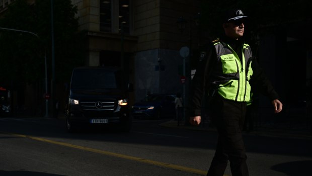 Καραμπόλα πέντε οχημάτων στον Κολωνό - Ένας νεκρός