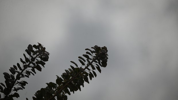 Άστατος ο καιρός την Παρασκευή - Τοπικές βροχές και στην Αττική