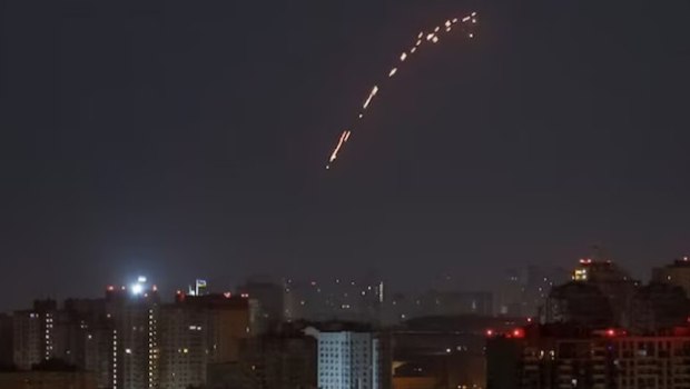 Ρωσία: Ουκρανική επίθεση με drones σε διάφορες περιοχές - Τρία καταρρίφθηκαν στη Μόσχα