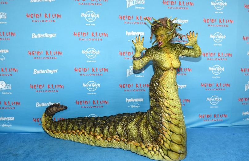 Heidi Klum: Η «βασίλισσα του Halloween» μεταμορφώθηκε σε Μέδουσα και τους άφησε όλους άφωνους!