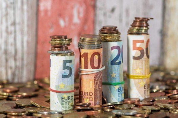 ΕΦΚΑ – ΔΥΠΑ: Ο «χάρτης» των πληρωμών έως 7 Νοεμβρίου