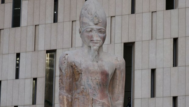Η Ολλανδία επιστρέφει γλυπτό 3.500 ετών στην Αίγυπτο
