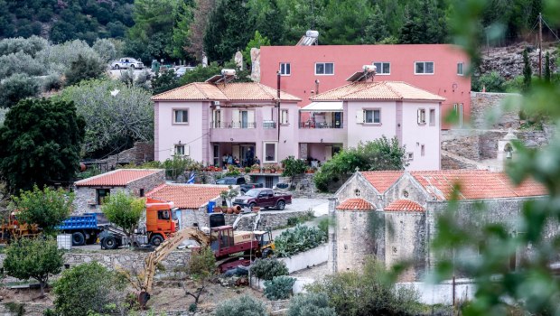 Βορίζια: «Φανούρη μου, σε αγαπάω!» - Σκηνές αρχαίας τραγωδίας στο ΠΑΓΝΗ [βίντεο]