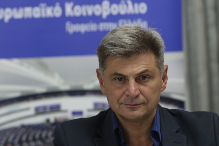 Φαραντούρης: Το 1/3 των βουλευτών της ΝΔ ελέγχεται και κατηγορείται – Προσφυγή στις κάλπες τώρα