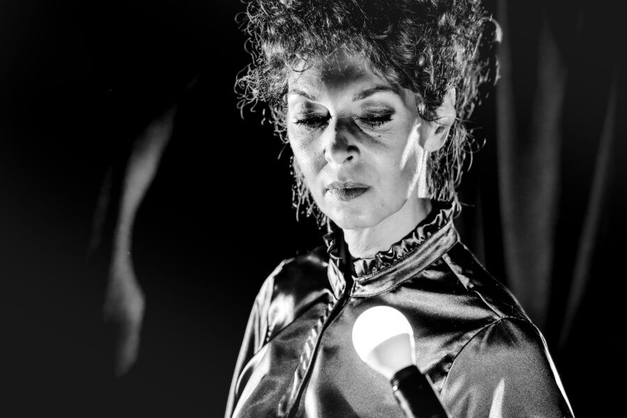 «Το πορτρέτο» της Πηνελόπης Δέλτα στο Από Μηχανής Θέατρο για περιορισμένο αριθμό παραστάσεων