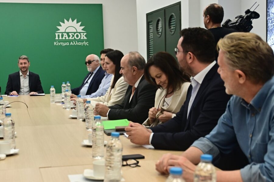 ΠΑΣΟΚ: Μια συνεδρίαση-κρας τεστ