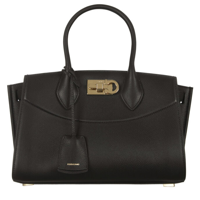 5 μεγάλες τσάντες που αξίζει να προσθέσεις στη συλλογή σου!