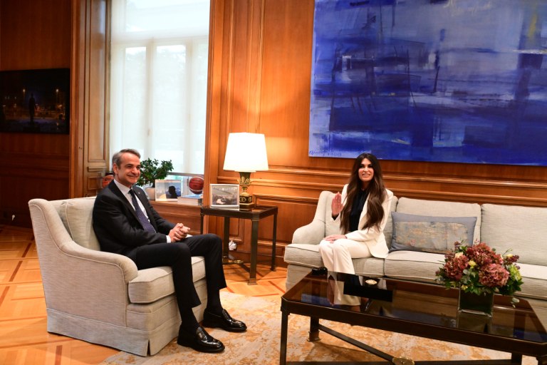 Συνάντηση Μητσοτάκη –  Γκίλφοϊλ στο Μαξίμου [φωτογραφίες και βίντεο]