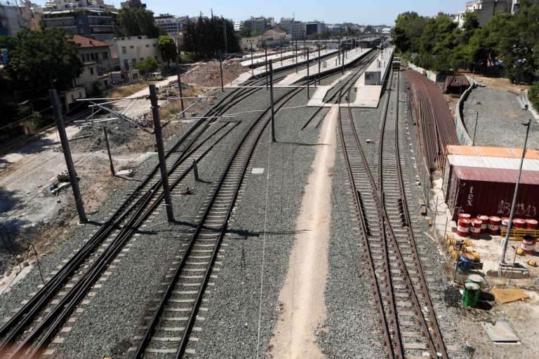 ΣΥΡΙΖΑ: Η καταγγελία για την παραλίγο τραγωδία στον σιδηρόδρομο ξύπνησε οδυνηρές μνήμες από το έγκλημα στα Τέμπη