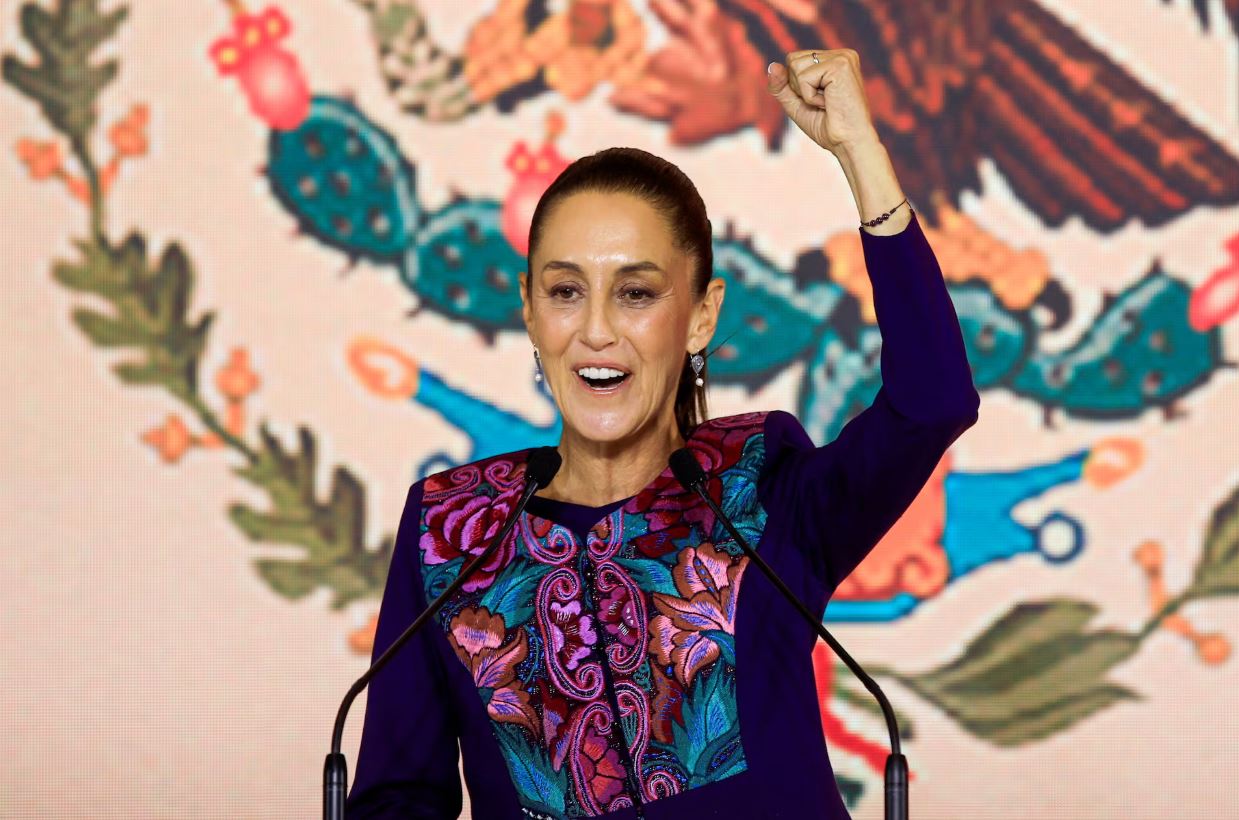 Περού: «Persona non grata» κηρύχθηκε η πρόεδρος του Μεξικού Κλαούντια Σέινμπαουμ