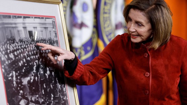 ΗΠΑ: Η Νάνσι Πελόζι, η πρώτη γυναίκα πρόεδρος της Αμερικανικής Βουλής, τερματίζει την πολιτική καριέρα της