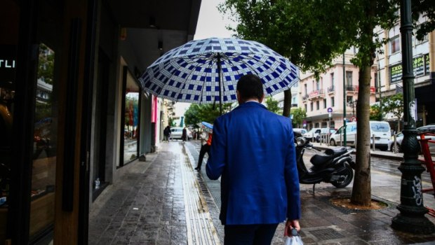 Καιρός: Πτώση θερμοκρασίας σε όλη τη χώρα την Παρασκευή - Πού θα σημειωθούν βροχές και καταιγίδες