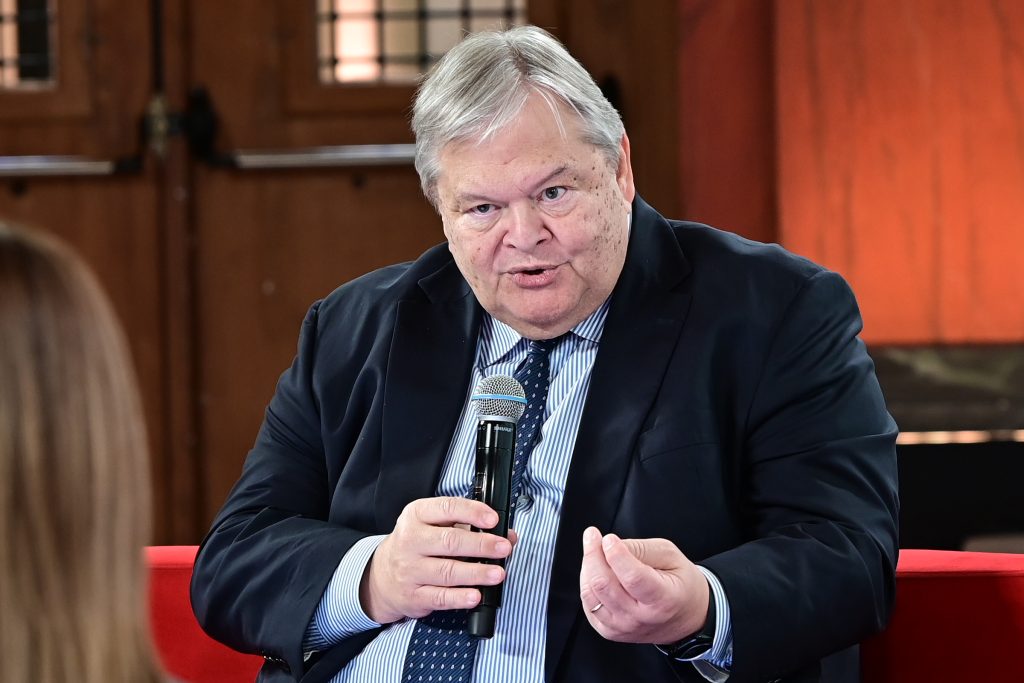 Οι συναινέσεις, οι συμμαχίες και μια προειδοποίηση από τον Βενιζέλο