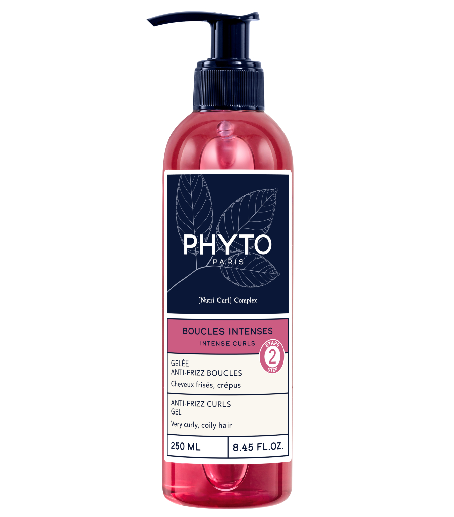 Το hack του TikTok που χαρίζει τέλεια σχηματισμένες μπούκλες στα σγουρά μαλλιά