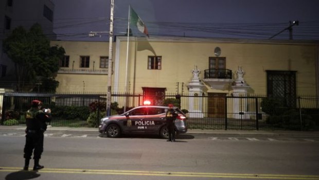 Το Περού δεν επιτρέπει ασφαλή διέλευση στην πρώην πρωθυπουργό προς το Μεξικό