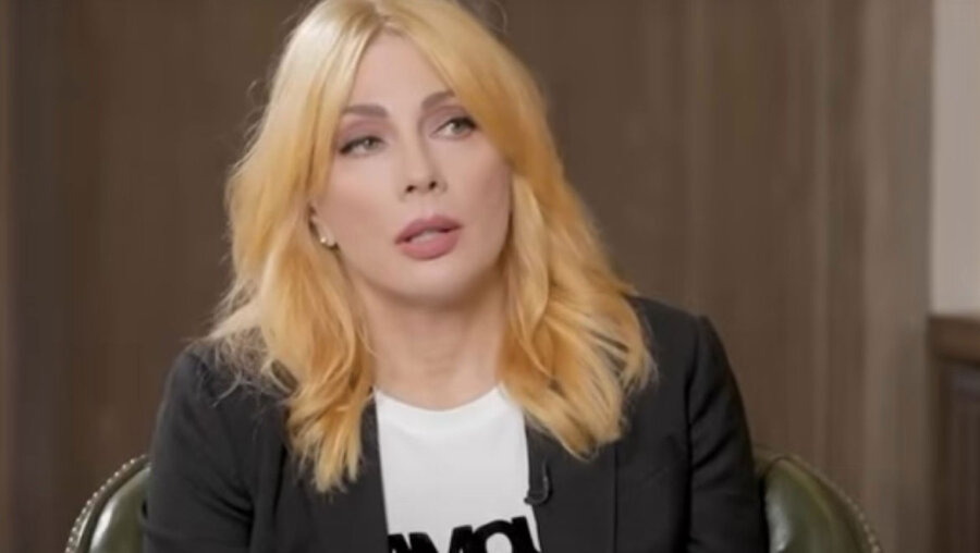 Σμαράγδα Καρύδη – Η συγκινητική εξομολόγηση για τον πατέρα της: «Προλάβαμε να πούμε τα πάντα πριν φύγει»