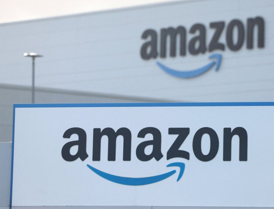 Σουηδία: Η Amazon κλήθηκε να δώσει εξηγήσεις για την πώληση κούκλων του σεξ με παιδική εμφάνιση
