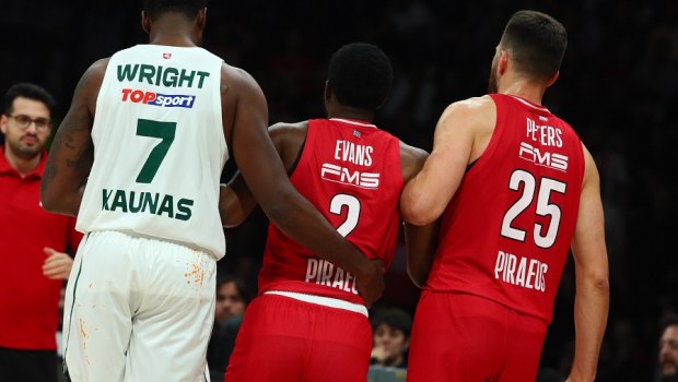 Ολυμπιακός – Ζαλγκίρις Κάουνας 95-78: Νίκη υπό τη «σκιά» του τραυματισμού του Κίναν Έβανς