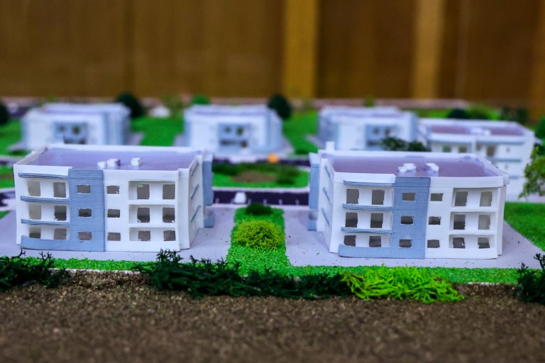 Ανακοινώθηκε το Στεγαστικό Πρόγραμμα των Ενόπλων Δυνάμεων – Πώς θα κατασκευαστούν πάνω από 10.000 σπίτια