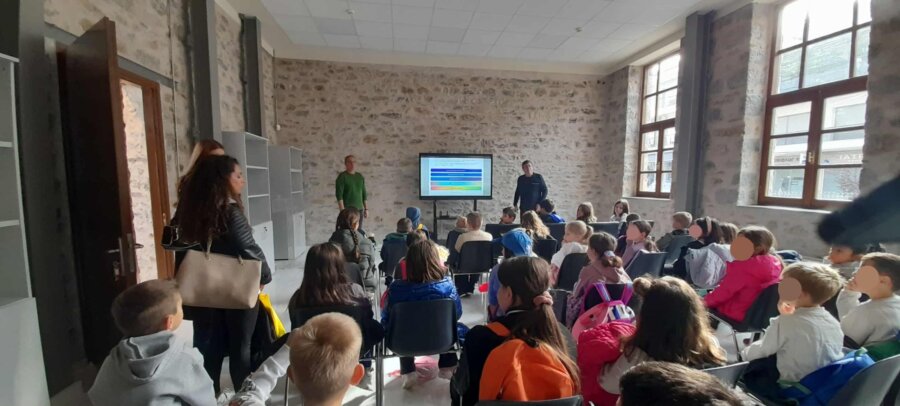 farsala-sxoleio-episkepsi