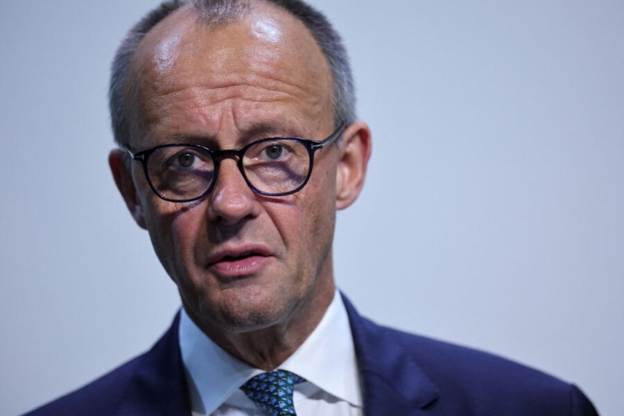 Ο Μερτς κάλεσε τον Ζελένσκι να περιοίσει την μετανάστευση νέων ανδρών προς τη Γερμανία – «Να μείνουν πίσω και να υπερασπιστούν την χώρα τους»