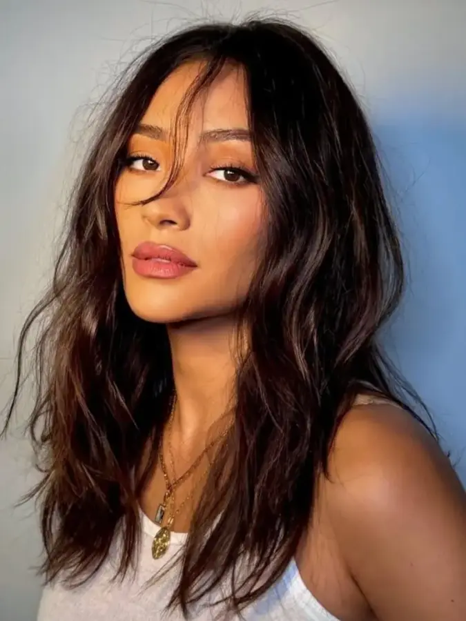 Σκιές σε γήινες αποχρώσεις: Η πιο hot τάση της φετινής σεζόν