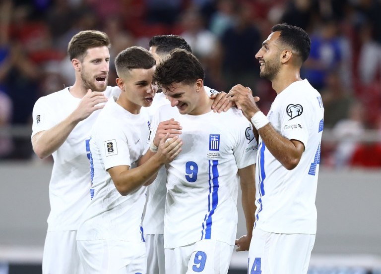 LIVE: Ελλάδα – Σκωτία. Παρακολουθήστε live στις 21:45 την εξέλιξη της αναμέτρησης Ελλάδα – Σκωτία για την 9η αγωνιστική των προκριματικών του Παγκοσμίου Κυπέλλου. Τηλεοπτικά από ALPHΑ.