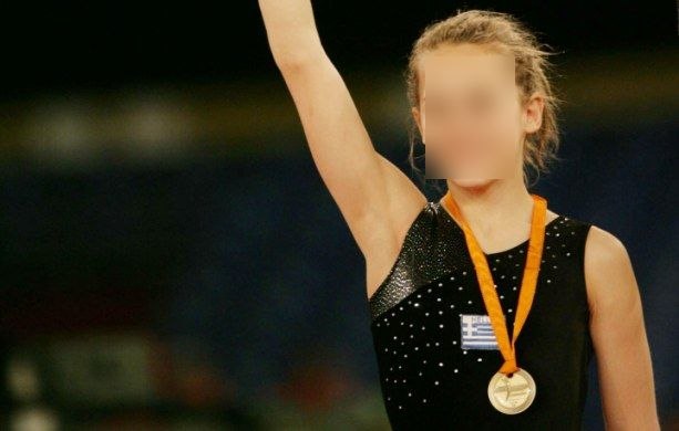 Παλιά αθλήτρια της ενόργανης γυμναστικής ανάμεσα στους συλληφθέντες για το μεγάλο κύκλωμα με τις τηλεφωνικές απάτες