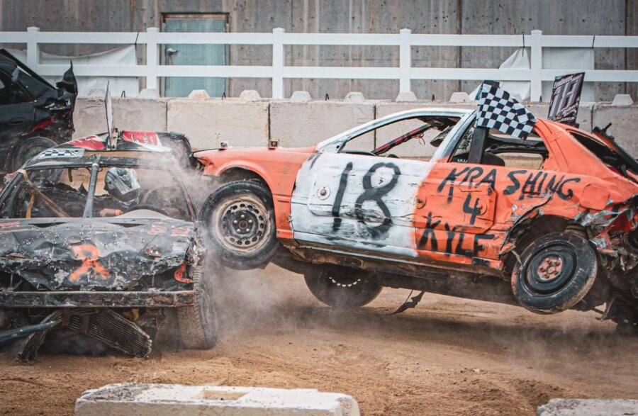 Έντεκα τραυματίες κατά τη διάρκεια αγώνα καταστροφής αυτοκινήτων στην Αυστραλία - Τι είναι [βίντεο]