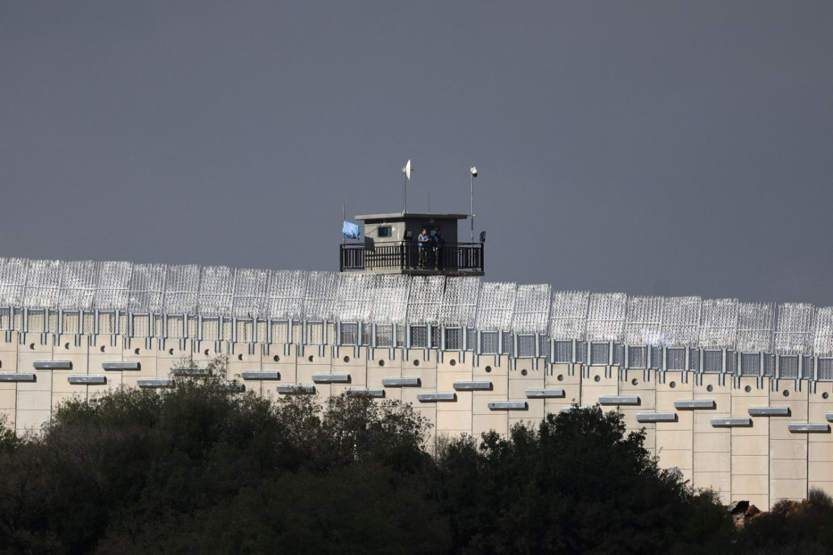 Ισραηλινές δυνάμεις άνοιξαν πυρ εναντίον ειρηνευτικών δυνάμεων του ΟΗΕ στον Λίβανο