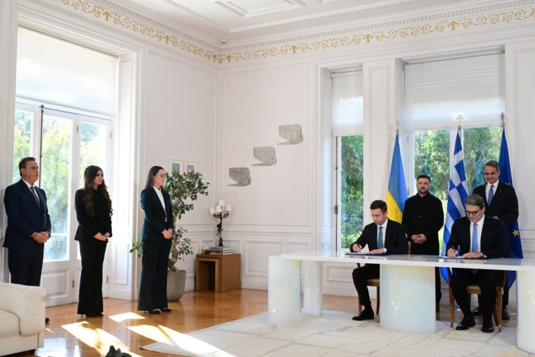 Στην Αθήνα ο Ζελένσκι: Υπεγράφη η συμφωνία για το φυσικό αέριο