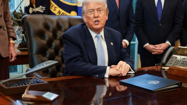 Βενεζουέλα: Ο Τραμπ λέει ότι «κάποια στιγμή» θα μιλήσει με τον Μαδούρο