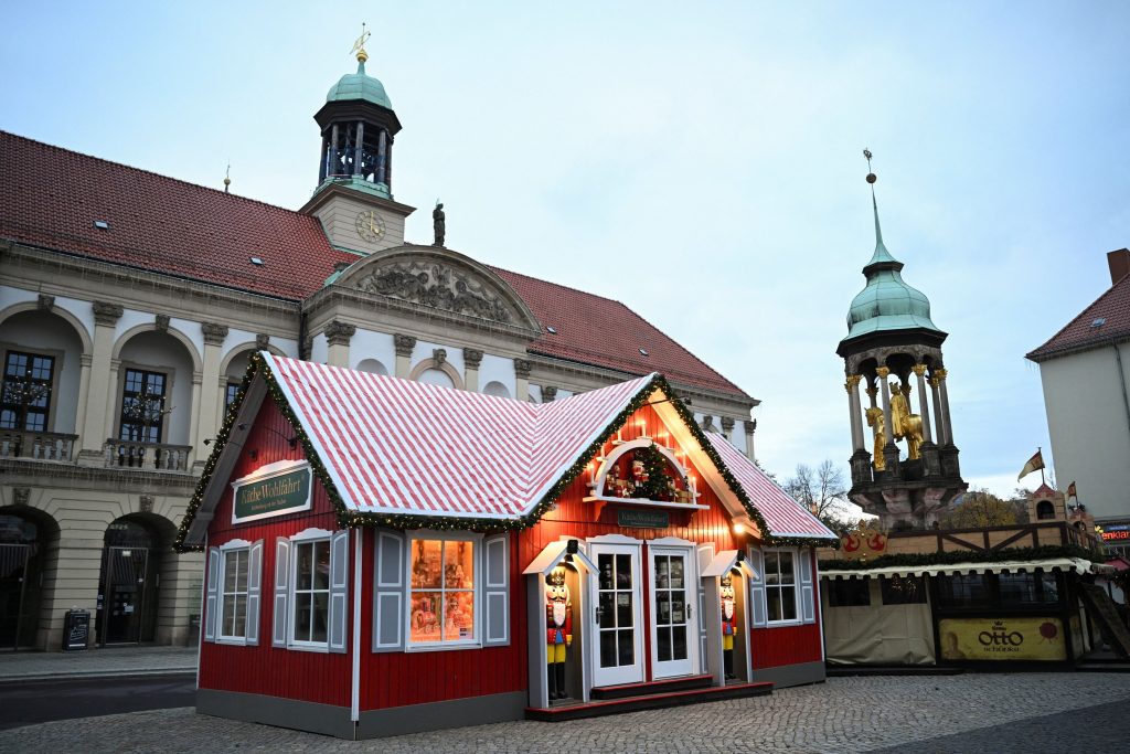 Γερμανία: Ανησυχία για τα θέματα ασφάλειας στις χριστουγεννιάτικες αγορές – Τι ζήτησε ο Μερτς