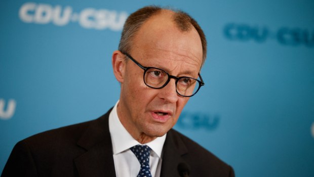 Γερμανία: Δεκάδες χιλιάδες ευρώ από Μερτς και υπουργούς του για χτένισμα, μακιγιάζ και φωτογράφους