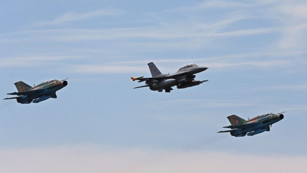 Ρουμανία: Μετά την Πολωνία, σήκωσε και αυτή μαχητικά - Drone παραβίασε τον εναέριο χώρο της