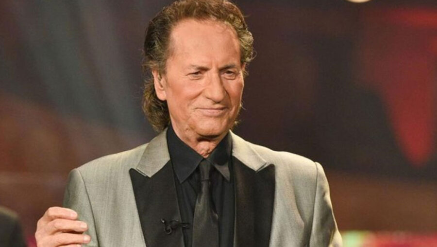 Μάκης Χριστοδουλόπουλος: Βγήκαν στο «σφυρί» τα τρία ακίνητα του τραγουδιστή – Η τιμή εκκίνησής τους