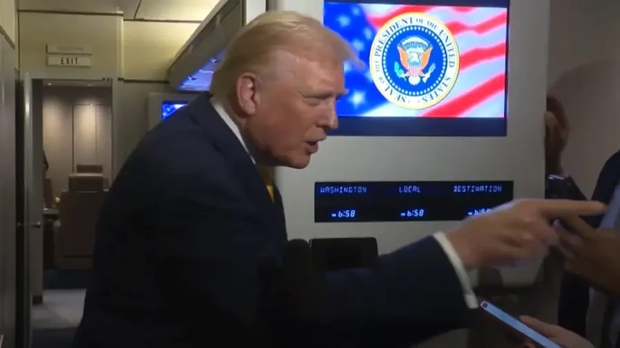 Η δημοσιογράφος που ο Τραμπ χαρακτήρισε «γουρουνίτσα» πήγαινε γυρεύοντας, επιμένει ο Λευκός Οίκος