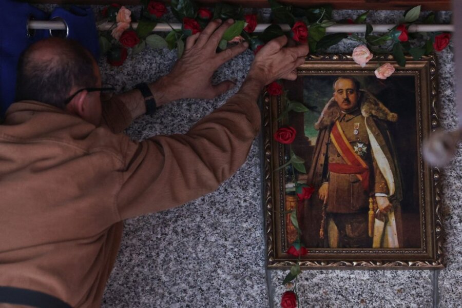 Φρανθίσκο Φράνκο: Πώς ένας άχαρος άνδρας έγινε ο απόλυτος δικτάτορας